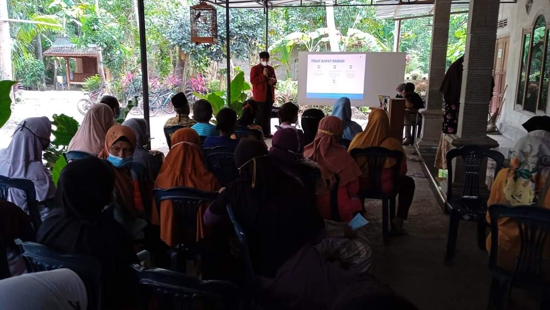 Sosialisasi dan Edukasi Kesehatan oleh KKN UMY di Posyandu Lansia Maesan Kulon