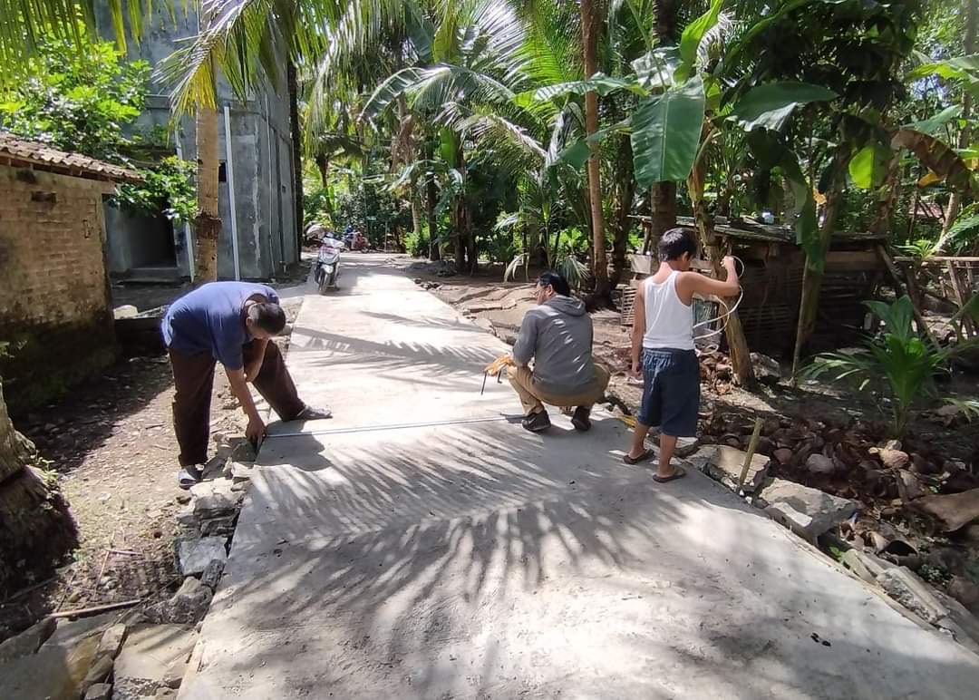 Dana Desa Wahyuharjo Kembali Membangun 1 Jalan Lingkungan